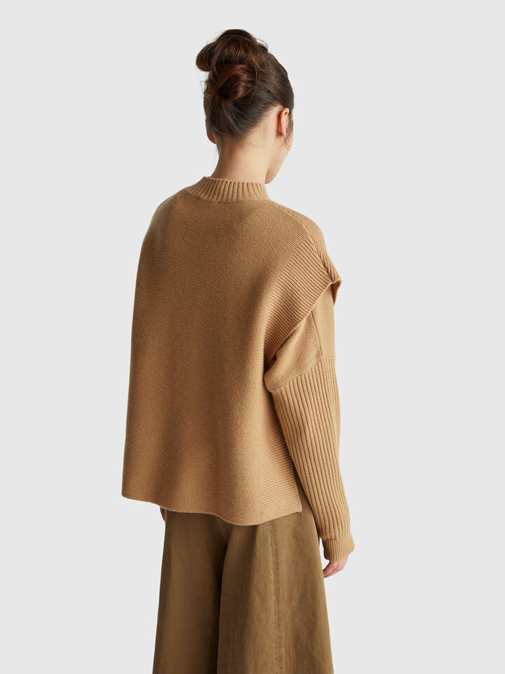 SLEEVELESS SWEATER Women image number 2